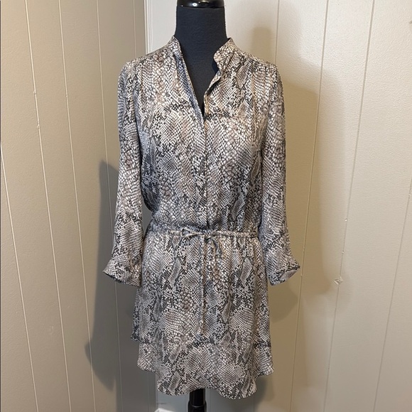 Babaton Women’s Gray Black Buttoned Tie Front Shirt Dress - Picture 1 of 5